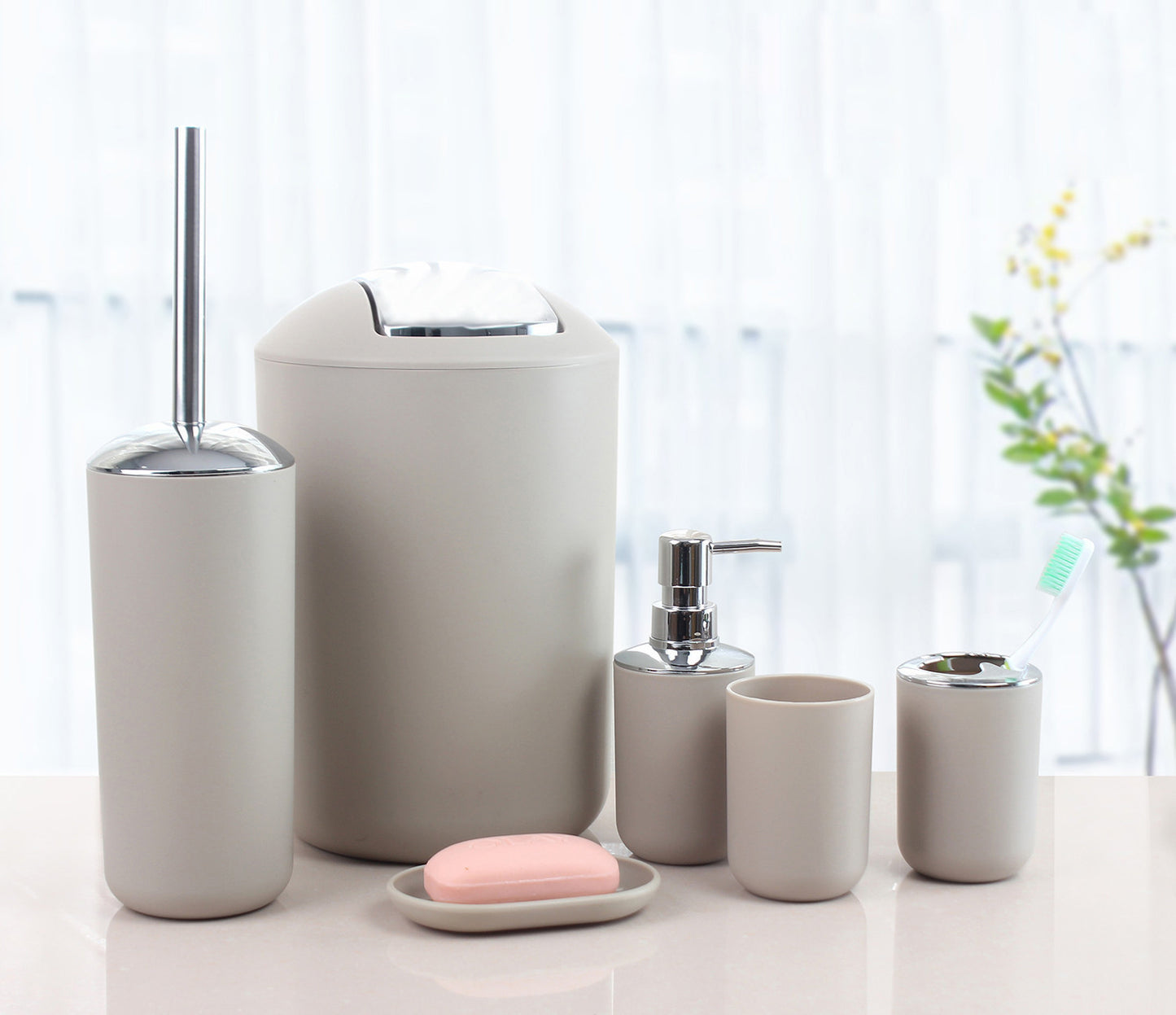 Set da bagno da sei pezzi